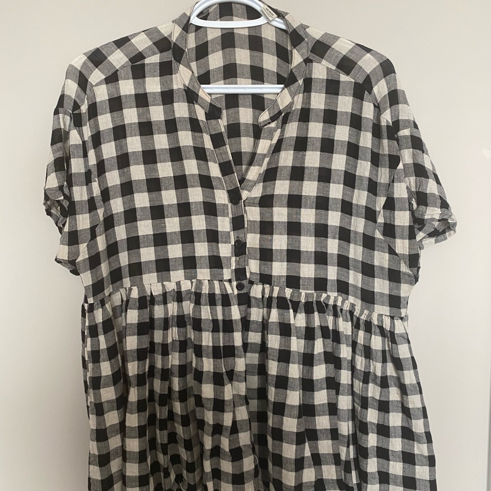 Anthropologie gingham babydoll shirt